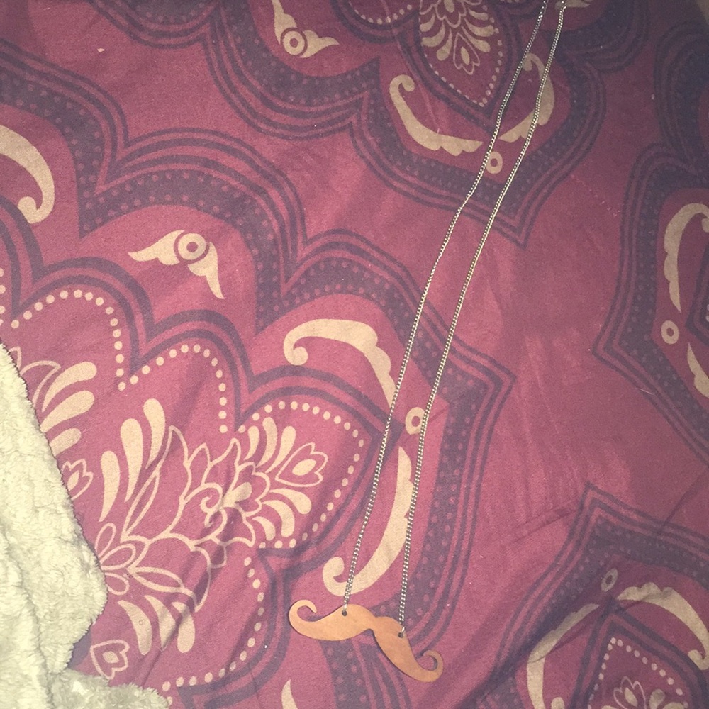 Long mustache necklace